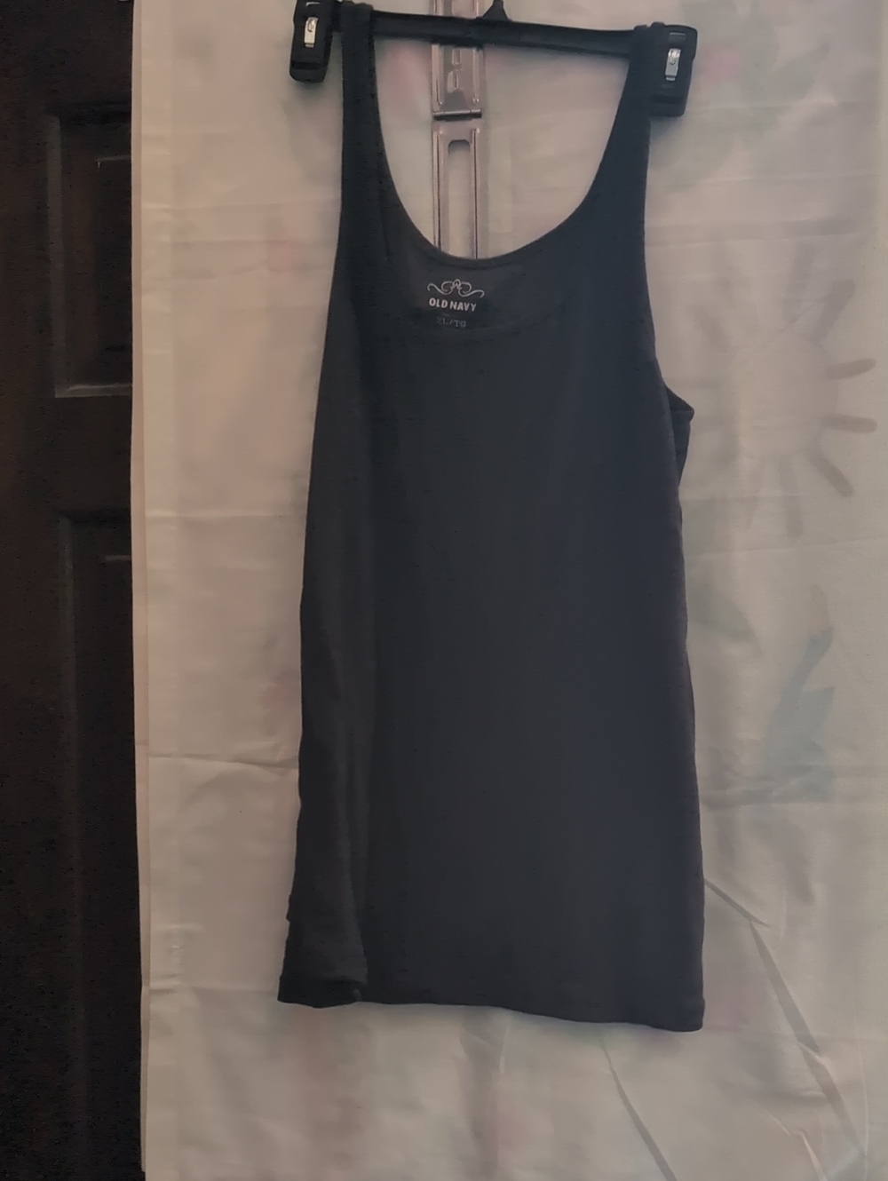 Old Navy Gray Scoop Neck Women's Tank Top